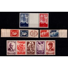 1942/43/49 - Frankrig - Lot med 3 forskellige striber - Légion Tricolore mm. - Postfrisk/ustemplet.